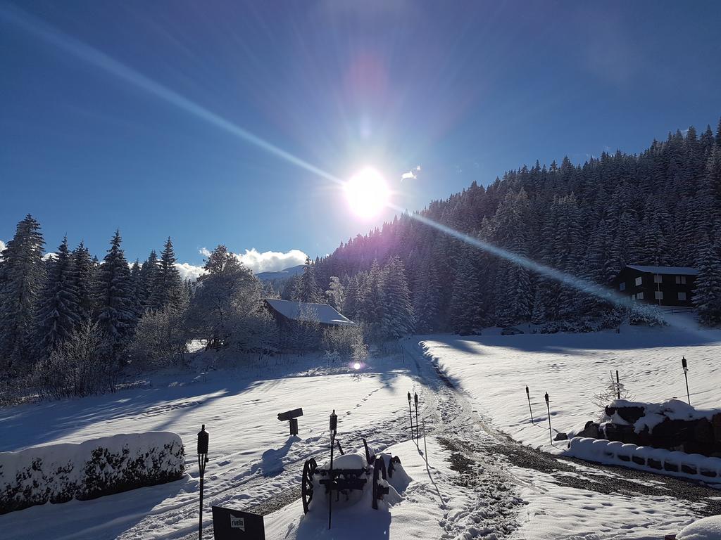 Battagliahutte Pension Malix Buitenkant foto